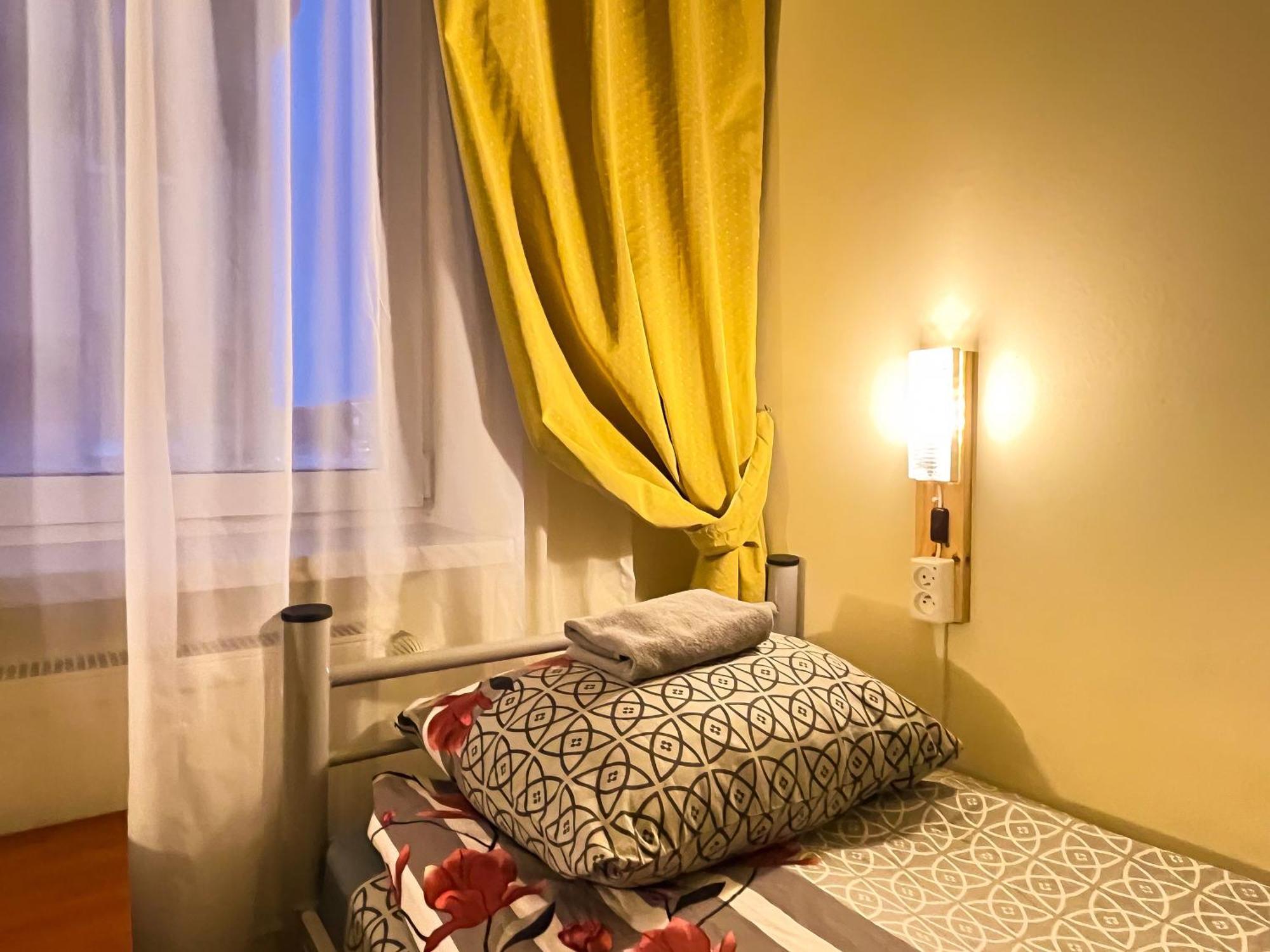 Fry House Hostel วอร์ซอ ภายนอก รูปภาพ
